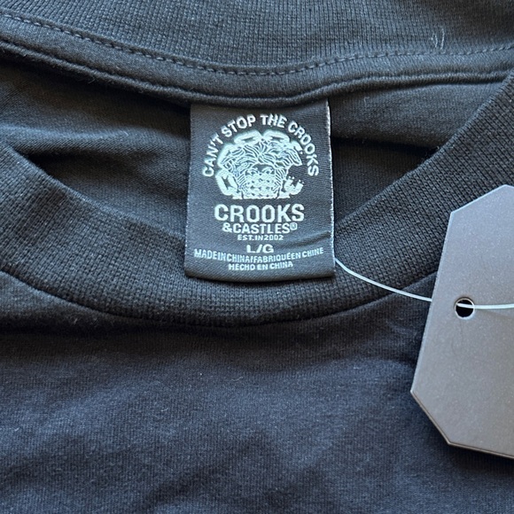 NWT Crooks & Castles Paisley Family Loyalty And Respect Tee in Black - Picture 6 of 7